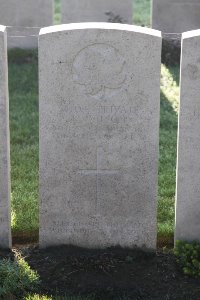 Lijssenthoek Military Cemetery - Wilson, R