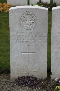 Lijssenthoek Military Cemetery - Wilson, William Heseltine