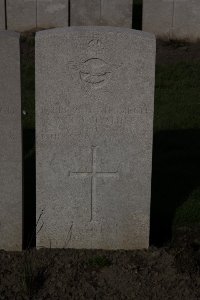 Lijssenthoek Military Cemetery - Wiltshire, William Richard