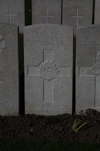 Lijssenthoek Military Cemetery - Winter, Percy