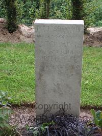 Lijssenthoek Military Cemetery - Witt, Richard