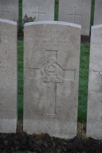 Lijssenthoek Military Cemetery - Wolstencroft, H