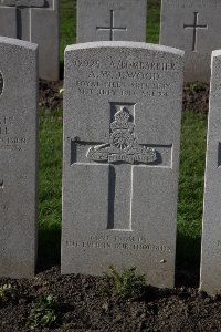 Lijssenthoek Military Cemetery - Wood, Alfred William John