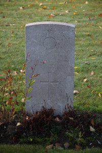 Lijssenthoek Military Cemetery - Wooderson, Ernest Arthur