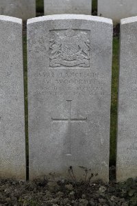 Lijssenthoek Military Cemetery - Woodruff, William