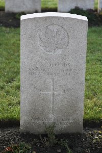 Lijssenthoek Military Cemetery - Woods, Thomas Zachary