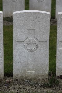 Lijssenthoek Military Cemetery - Woods, William George