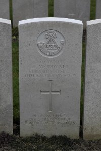 Lijssenthoek Military Cemetery - Woodyatt, Thomas