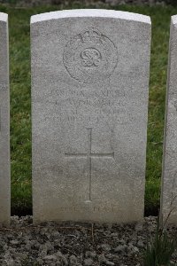 Lijssenthoek Military Cemetery - Worswick, George