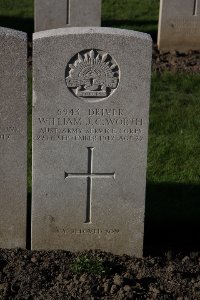 Lijssenthoek Military Cemetery - Worth, William James Charles