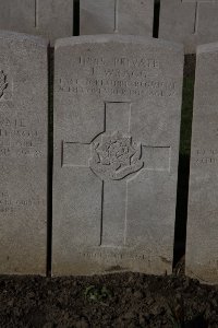 Lijssenthoek Military Cemetery - Wragg, James