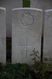 Lijssenthoek Military Cemetery - Wren, Horace