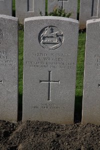 Lijssenthoek Military Cemetery - Wrigley, A