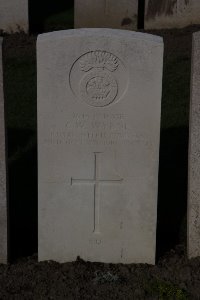 Lijssenthoek Military Cemetery - Wynne, Charles William