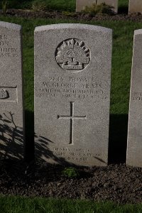 Lijssenthoek Military Cemetery - Yeats, William George