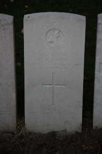 Lijssenthoek Military Cemetery - Young, John Alexander