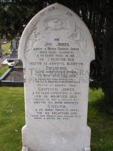 LLANGEFNI CEMETERY - JONES, GWILYM GRIFFITH