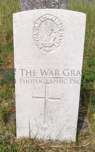 SOUTHAMPTON OLD CEMETERY - MATTHEWS, W J