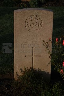 RUE-DES-BERCEAUX MILITARY CEMETERY, RICHEBOURG-L'AVOUE - BAILEY, W