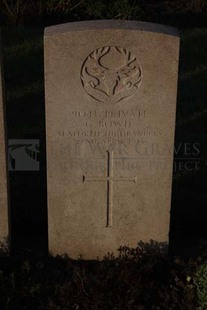 RUE-DES-BERCEAUX MILITARY CEMETERY, RICHEBOURG-L'AVOUE - BOWIE, G