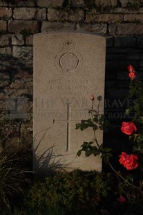 RUE-DES-BERCEAUX MILITARY CEMETERY, RICHEBOURG-L'AVOUE - BROWN, C H