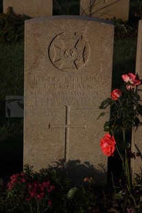 RUE-DES-BERCEAUX MILITARY CEMETERY, RICHEBOURG-L'AVOUE - CLARK, C J R