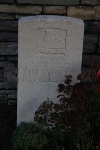 RUE-DES-BERCEAUX MILITARY CEMETERY, RICHEBOURG-L'AVOUE - DAVISON, RICHARD HENRY