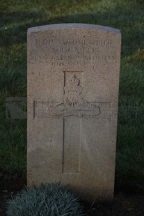RUE-DES-BERCEAUX MILITARY CEMETERY, RICHEBOURG-L'AVOUE - GAILER, A J
