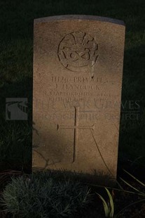 RUE-DES-BERCEAUX MILITARY CEMETERY, RICHEBOURG-L'AVOUE - HANCOCK, J