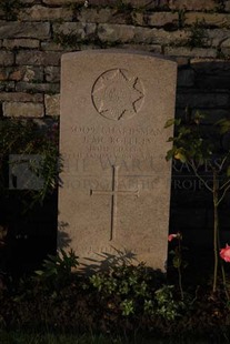 RUE-DES-BERCEAUX MILITARY CEMETERY, RICHEBOURG-L'AVOUE - McROBERTS, JAMES