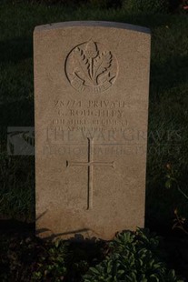 RUE-DES-BERCEAUX MILITARY CEMETERY, RICHEBOURG-L'AVOUE - ROUGHLEY, GEORGE
