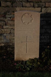 RUE-DES-BERCEAUX MILITARY CEMETERY, RICHEBOURG-L'AVOUE - CONVOY, EDWARD