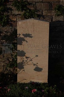 RUE-DES-BERCEAUX MILITARY CEMETERY, RICHEBOURG-L'AVOUE - SCHULZ, KARL