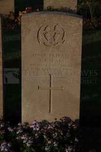 RUE-DES-BERCEAUX MILITARY CEMETERY, RICHEBOURG-L'AVOUE - SEARS, T J