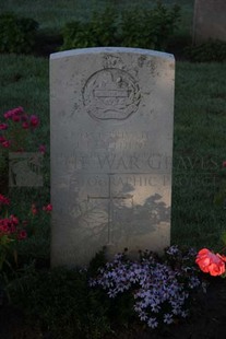 RUE-DES-BERCEAUX MILITARY CEMETERY, RICHEBOURG-L'AVOUE - STEPHENS, JOHN JOSEPH