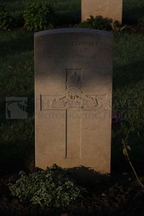 RUE-DES-BERCEAUX MILITARY CEMETERY, RICHEBOURG-L'AVOUE - WEBB, C