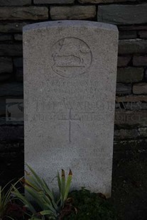 RUE-DES-BERCEAUX MILITARY CEMETERY, RICHEBOURG-L'AVOUE - WOODWARD, T