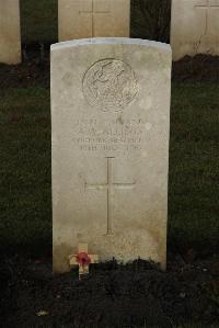 Delville Wood Cemetery Longueval - Allison, A W