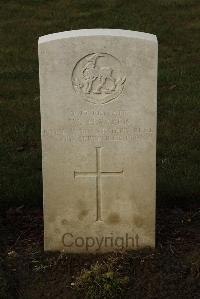 Delville Wood Cemetery Longueval - Harper, W