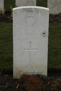 Delville Wood Cemetery Longueval - Johnson, A T
