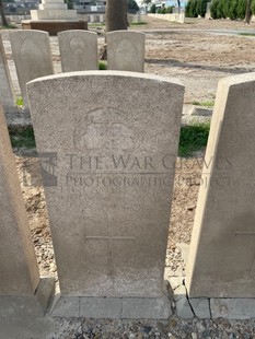 BAGHDAD (NORTH GATE) WAR CEMETERY - CASTELLAND, E E