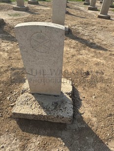 BAGHDAD (NORTH GATE) WAR CEMETERY - PHILLIPS, W