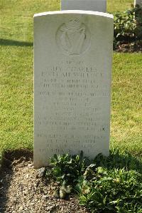 Dud Corner Cemetery Loos - Willock, Guy Charles Boileau