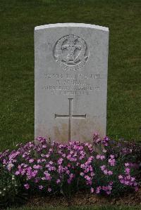 Forceville Communal Cemetery And Extension - McKay, Robert