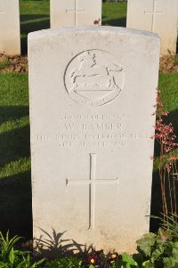 Grand-Seraucourt British Cemetery - Bamber, W