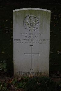 Hermies British Cemetery - Clay, E