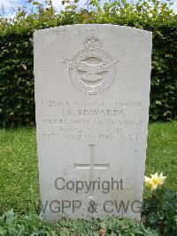 Le Grand-Luce War Cemetery - Edwards, Joseph Edmund