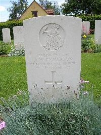 Le Grand-Luce War Cemetery - Emmerson, Arthur William