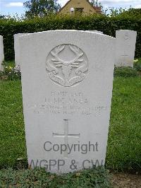 Le Grand-Luce War Cemetery - McAnea, Henry