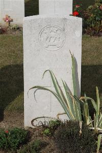 Les Baraques Military Cemetery Sangatte - Aries, W